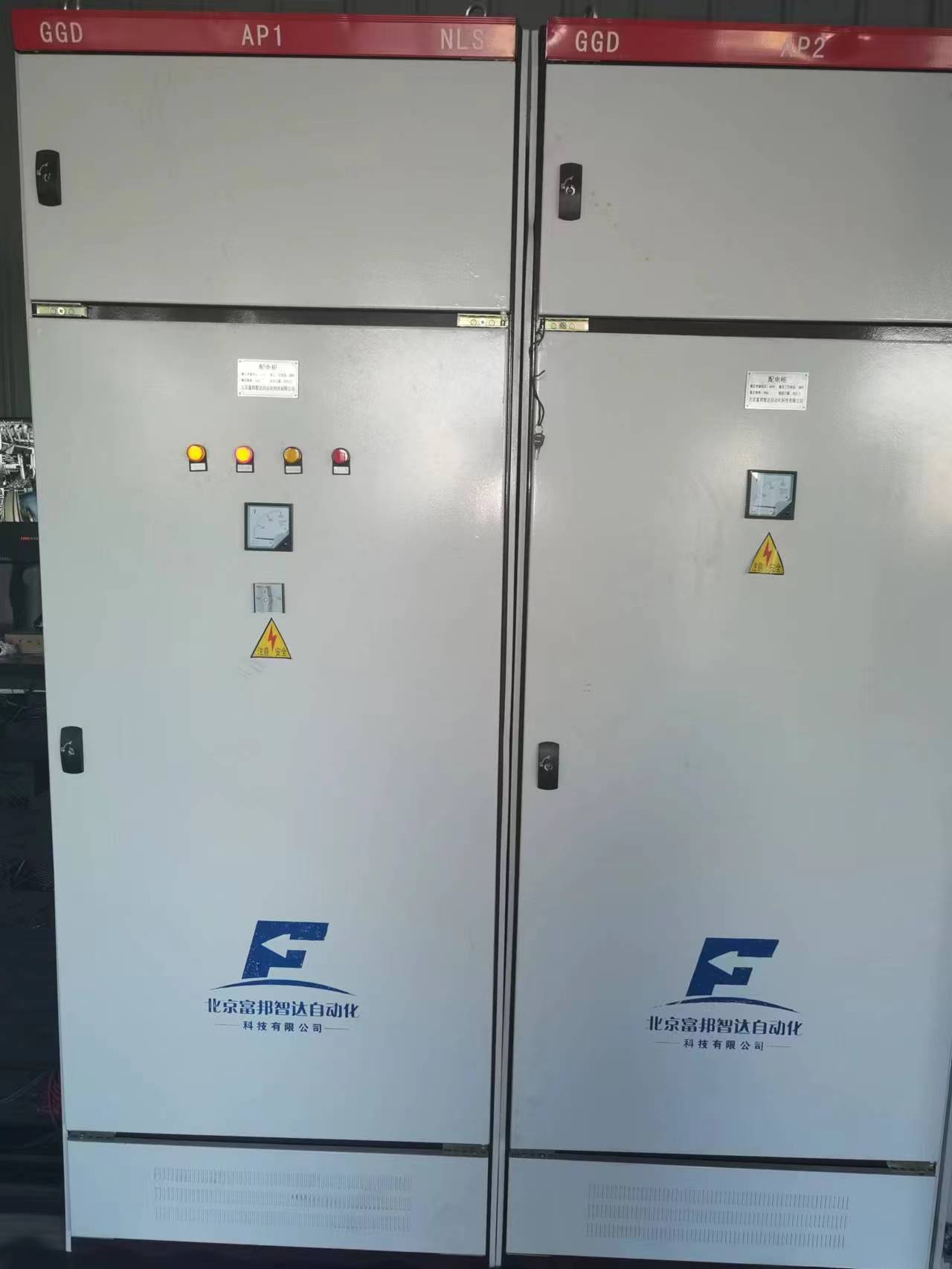 控制柜組裝車間掠影